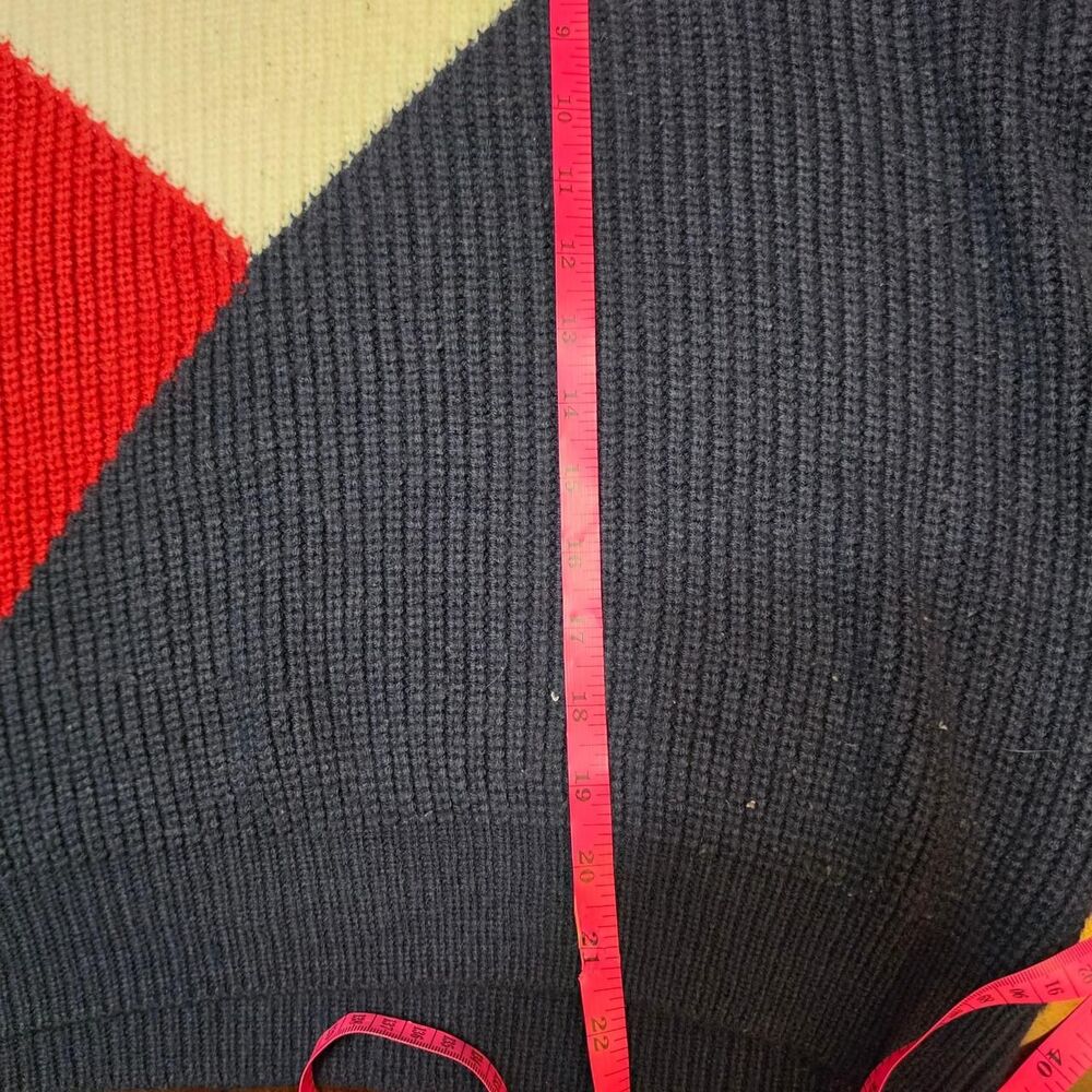 Colorblock Sweater - Picture 4 of 5